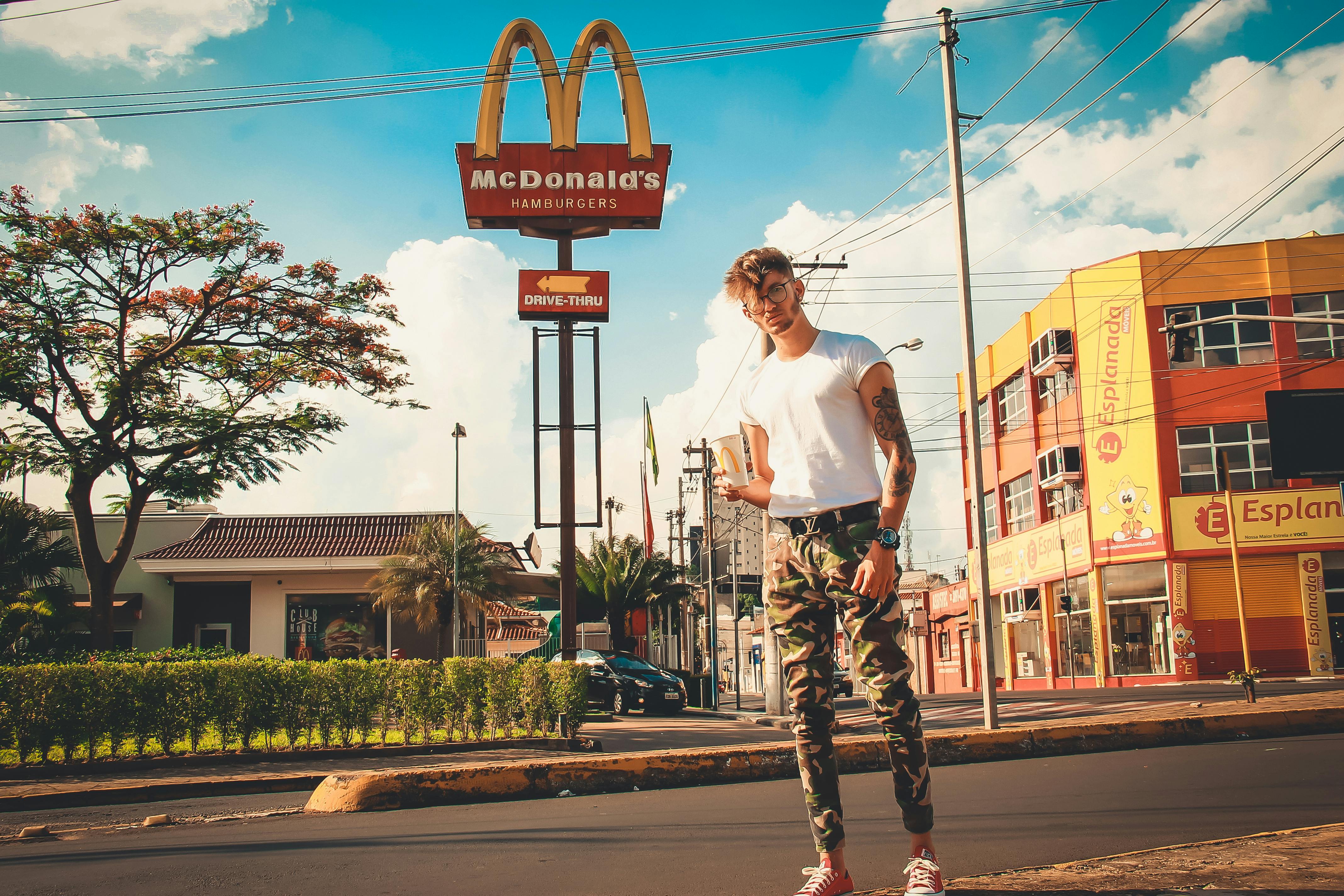 How small visual choices can influence focus and mood in the workspace